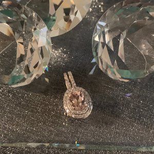 EUC Rose Gold Genuiine Morganite & Diamond Pendant